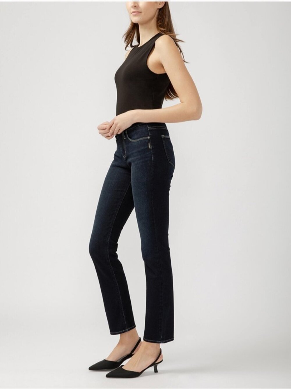 Silver Women's Suki Mid Rise Straight Leg Jeans Stretch Denim Size 29 dark wash